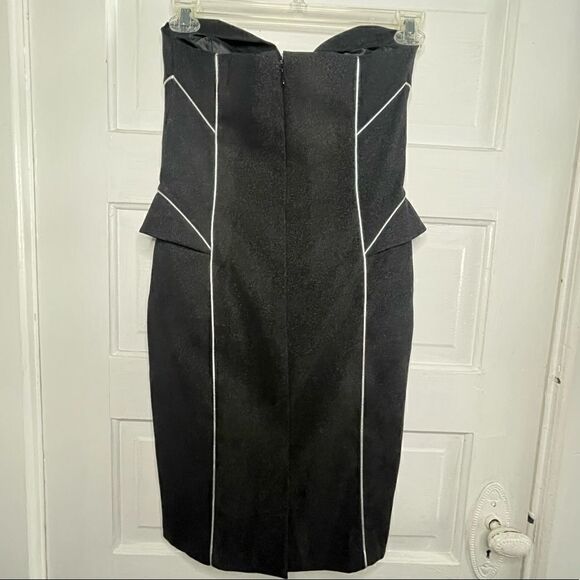 ASOS Strapless Dress w/ Piping Detail - Picture 10 of 11